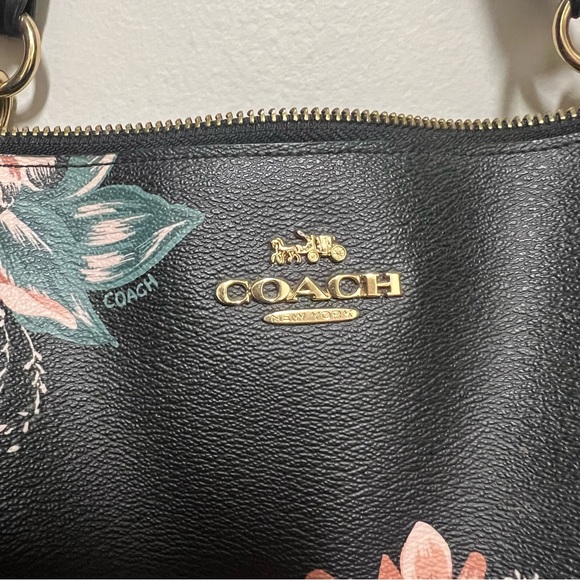 Coach AVA TOTE WITH TOSSED BOUQUET PRINT (COACH F31428) - Picture 5 of 11